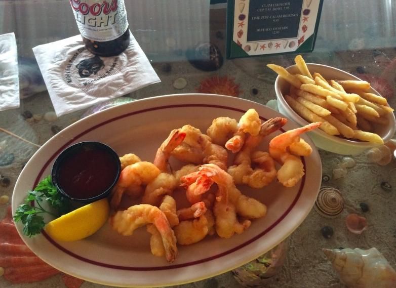 Seafood dinner plates